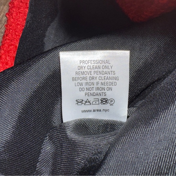 AREA size 2 Wool NWOT Red Embellished Mini Skirt with large crystal hooks - Picture 13 of 15